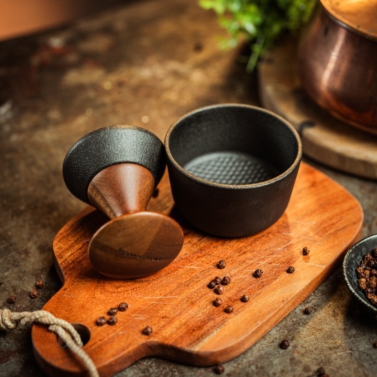 Handmade cast iron mortar .pepper..mortar + pepper starter pack (3× 20 g)