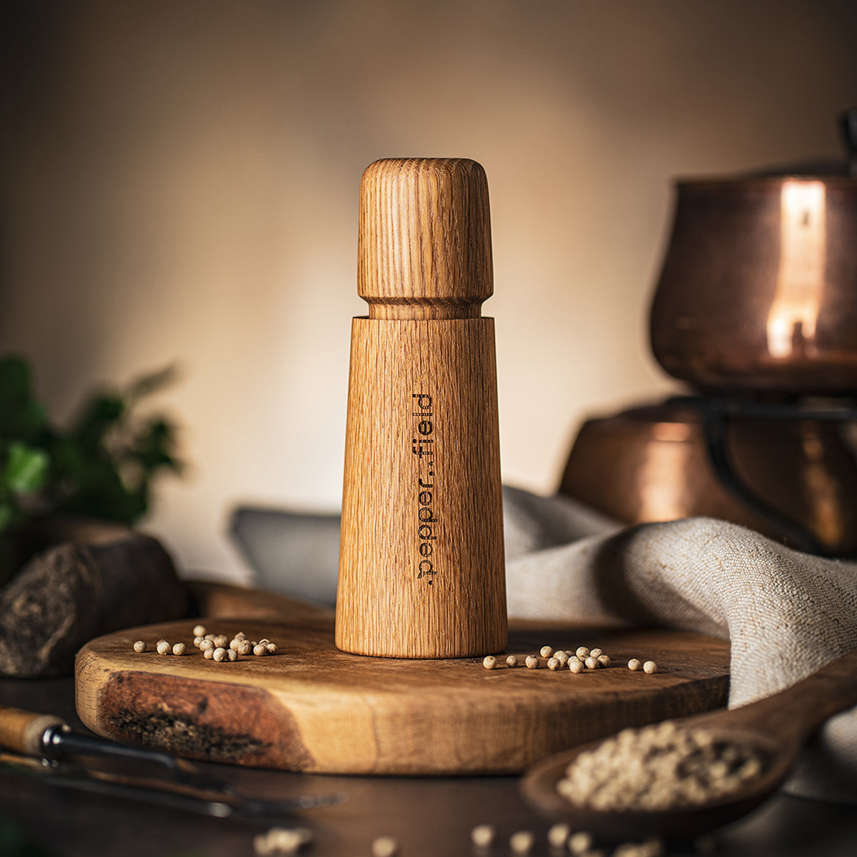 Natural Scandinavian Grinder on pepper (17 cm) + white pepper (20 g free)